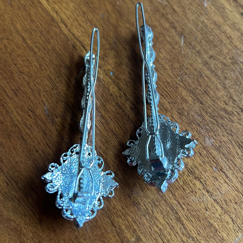 Metallic Rhinestones Hair Clips - Picture 7 of 8